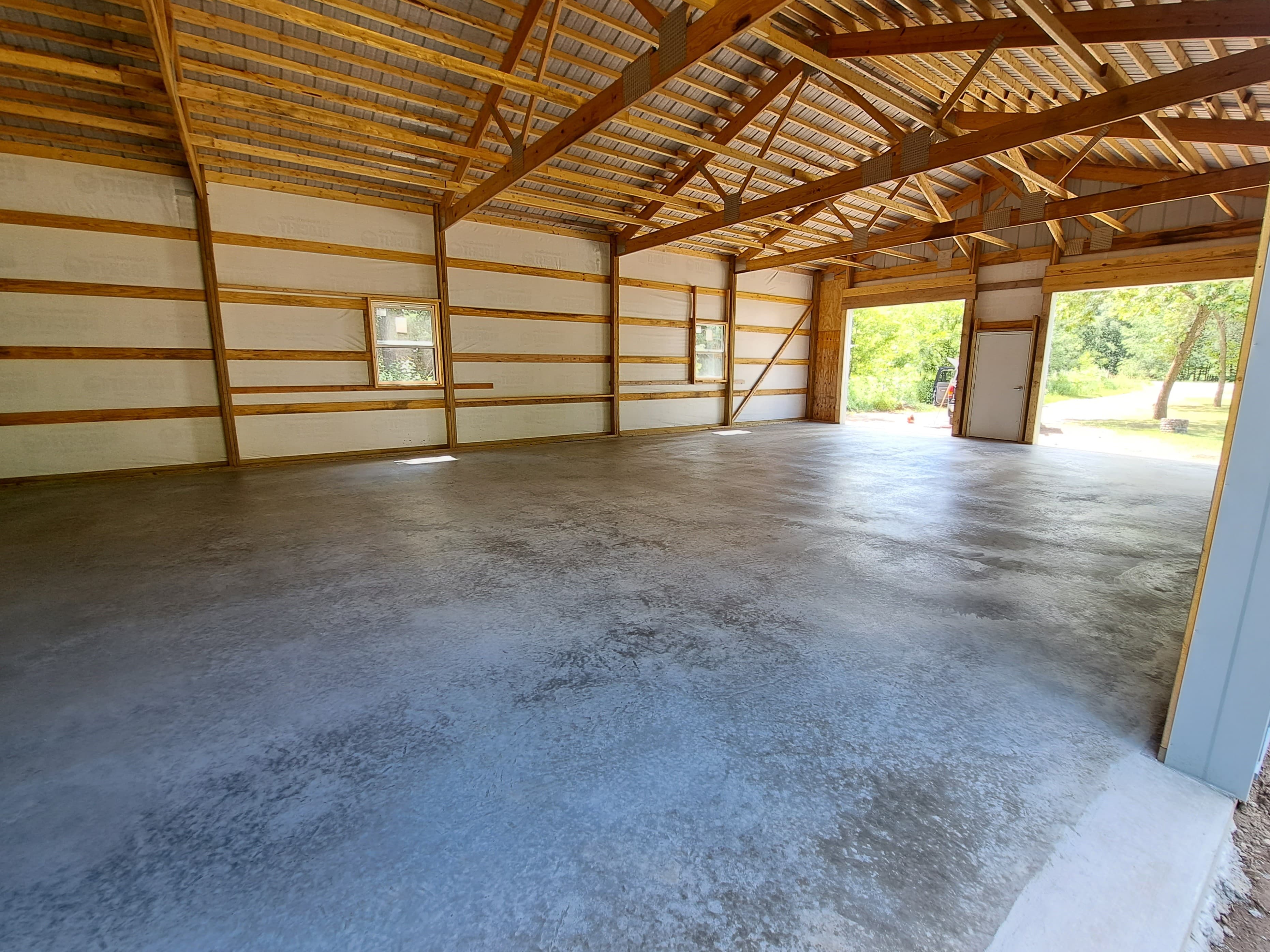 Picture of a new concrete floor in a hangar